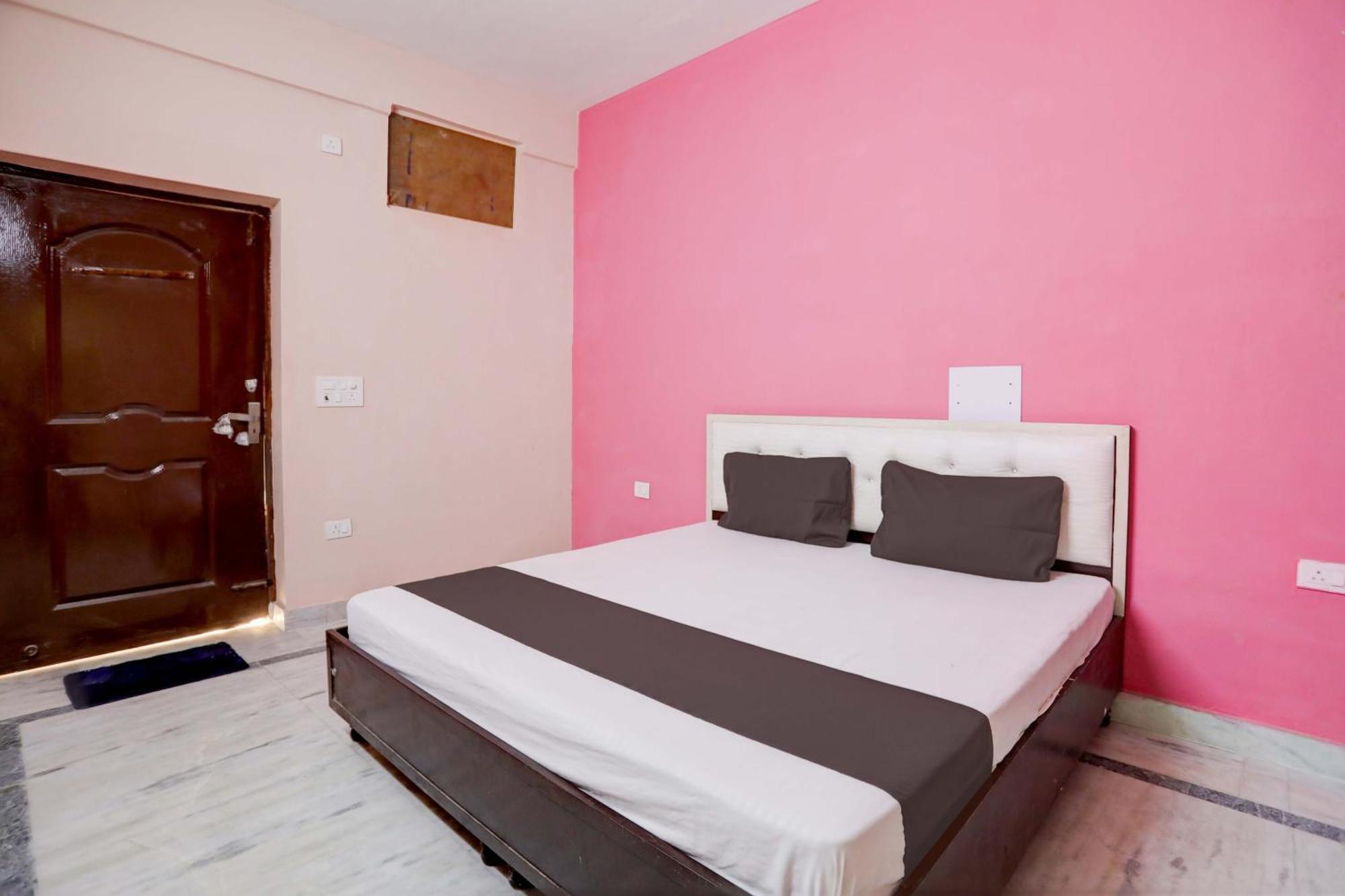 Hotel O Tilak Hotel 24 Sector 27 Near By Vinayak Hospital Gali No-6 Noida Zewnętrze zdjęcie