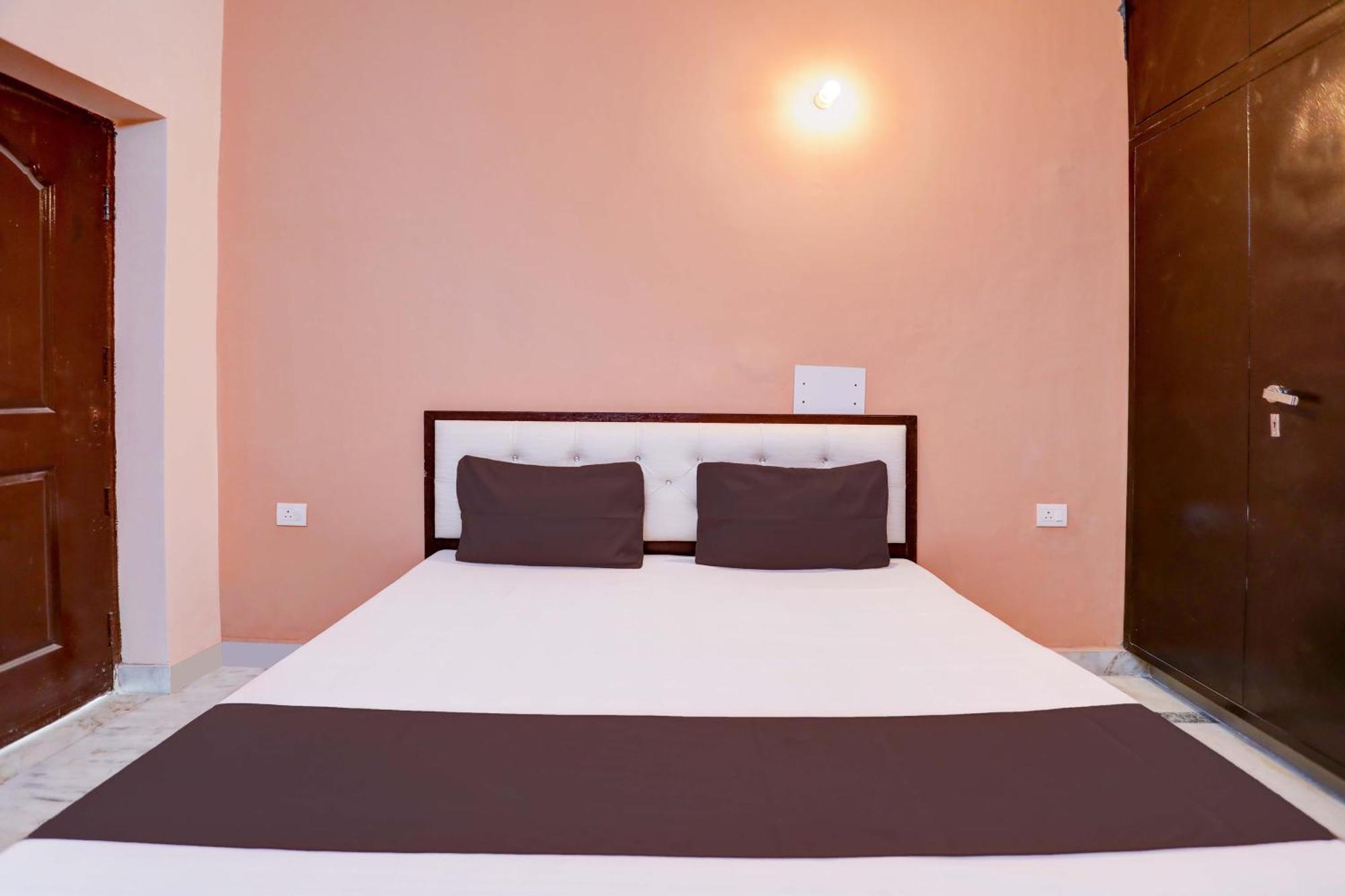 Hotel O Tilak Hotel 24 Sector 27 Near By Vinayak Hospital Gali No-6 Noida Zewnętrze zdjęcie