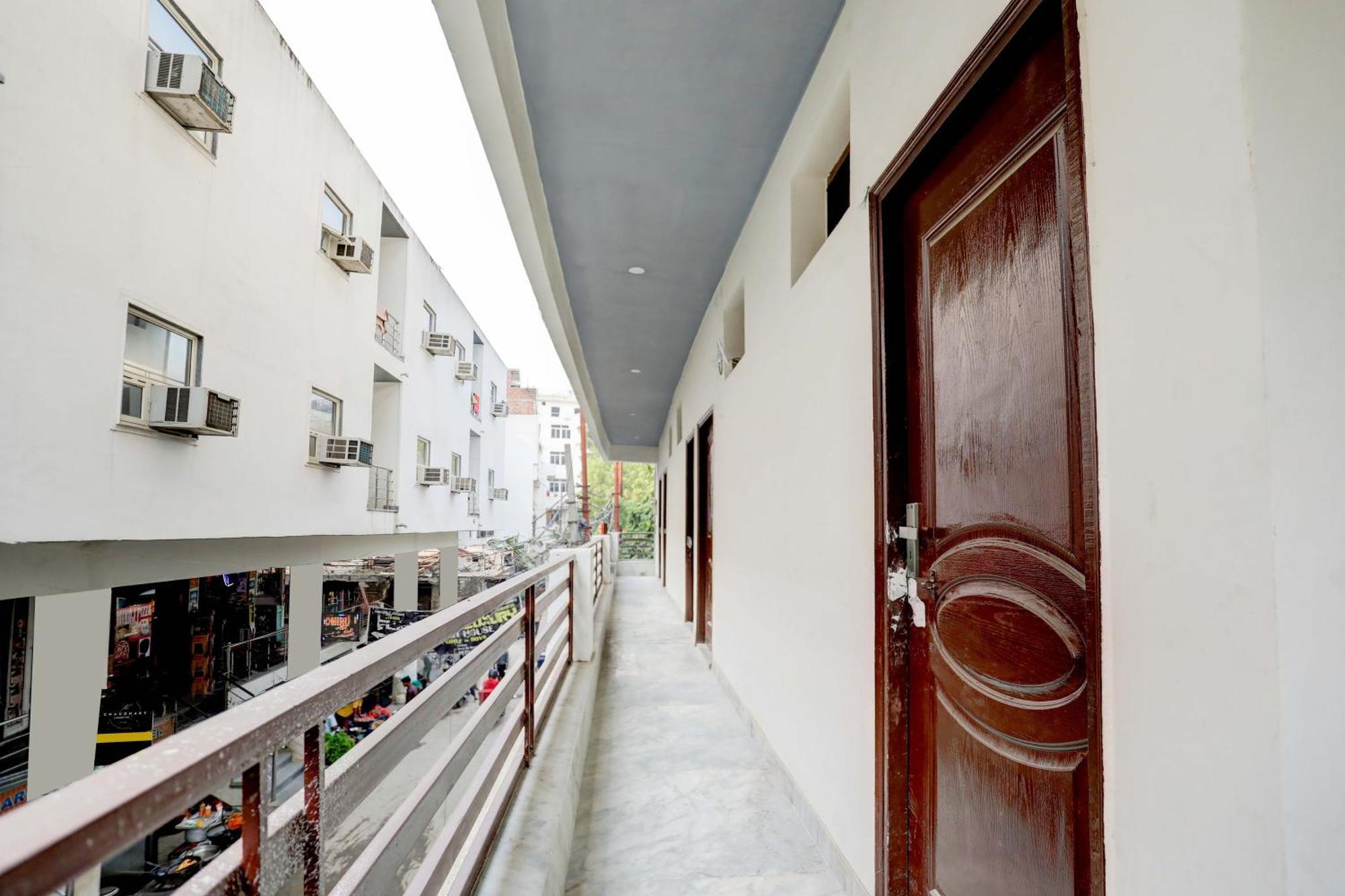 Hotel O Tilak Hotel 24 Sector 27 Near By Vinayak Hospital Gali No-6 Noida Zewnętrze zdjęcie