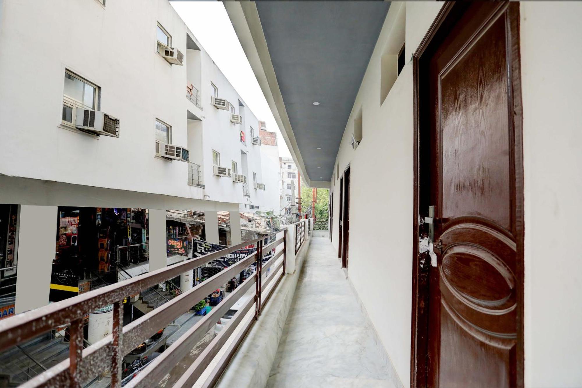 Hotel O Tilak Hotel 24 Sector 27 Near By Vinayak Hospital Gali No-6 Noida Zewnętrze zdjęcie