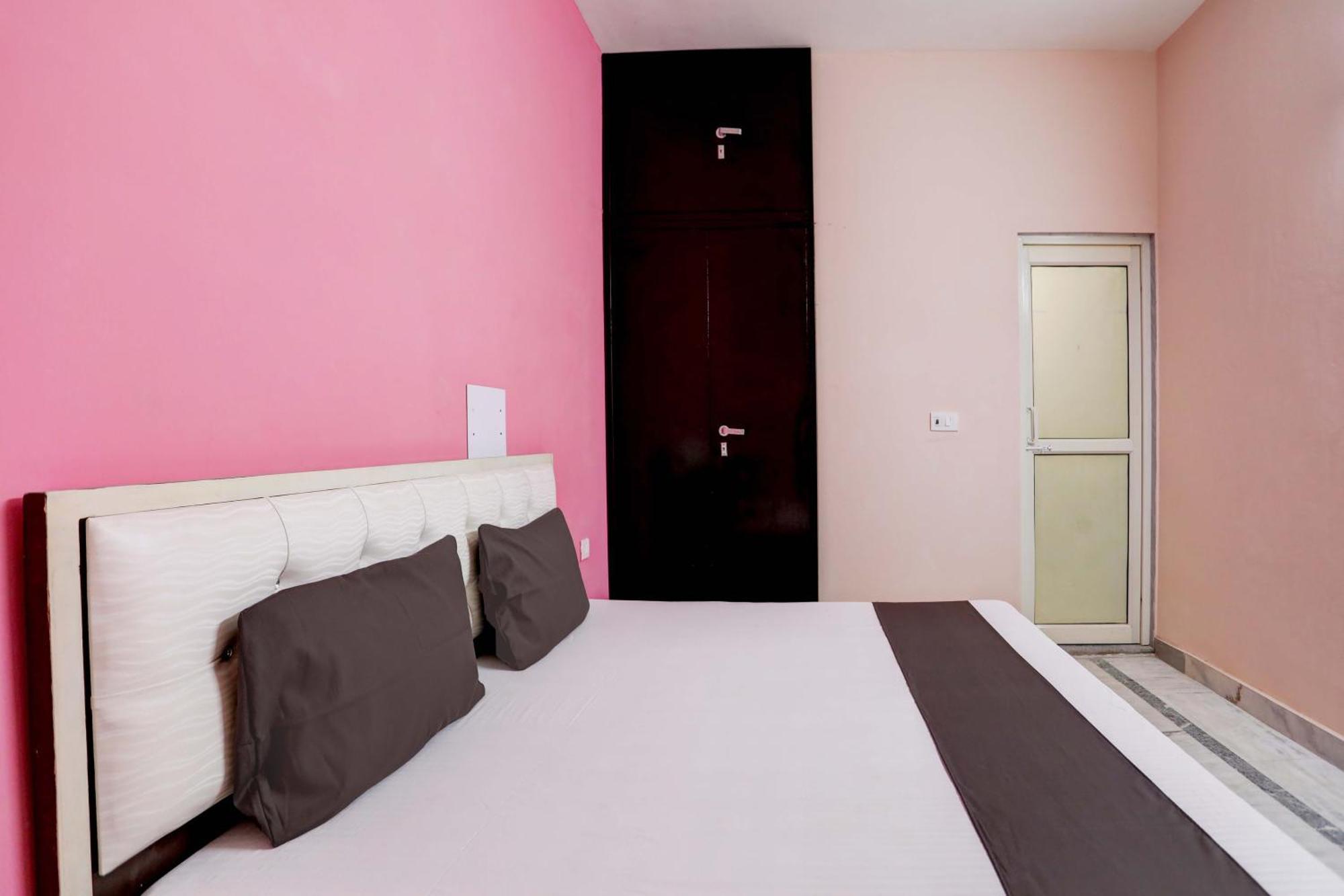Hotel O Tilak Hotel 24 Sector 27 Near By Vinayak Hospital Gali No-6 Noida Zewnętrze zdjęcie