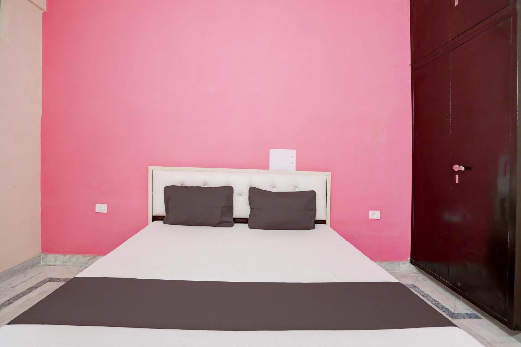 Hotel O Tilak Hotel 24 Sector 27 Near By Vinayak Hospital Gali No-6 Noida Zewnętrze zdjęcie