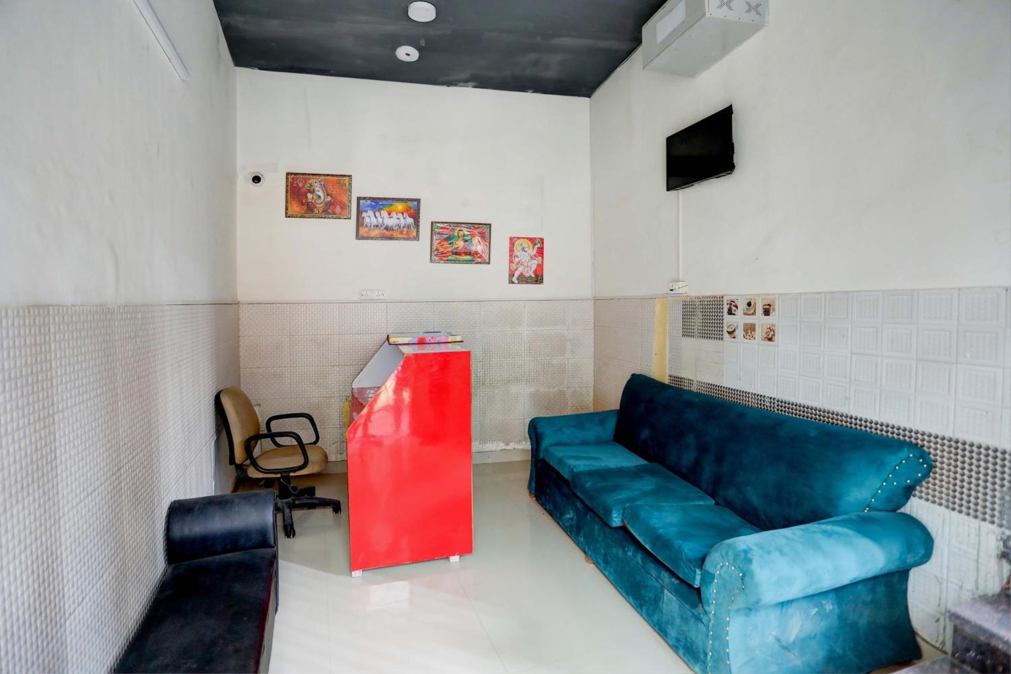 Hotel O Tilak Hotel 24 Sector 27 Near By Vinayak Hospital Gali No-6 Noida Zewnętrze zdjęcie